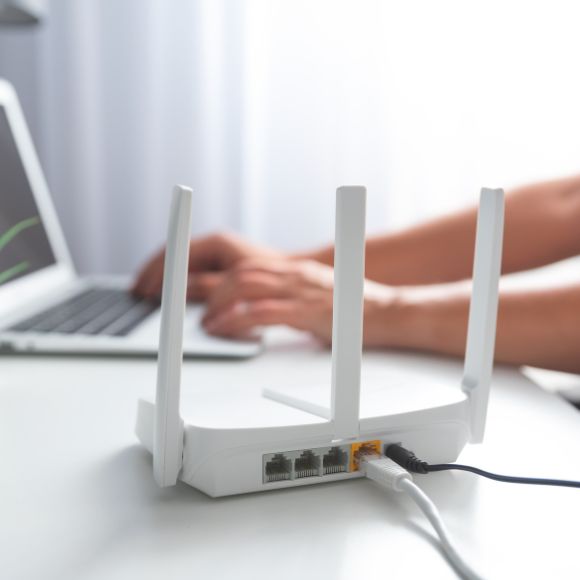 Wirealess router