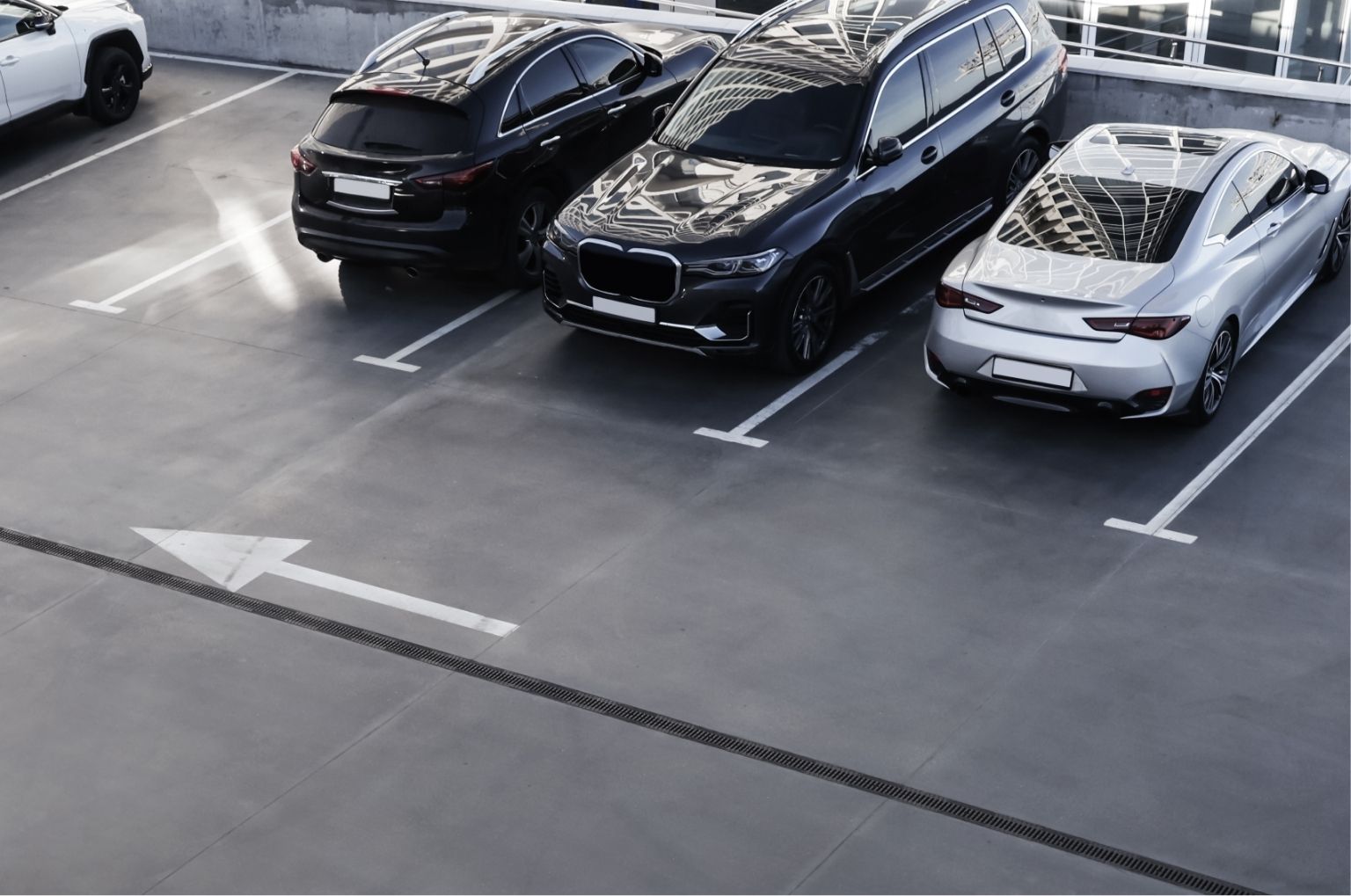Parking hogging